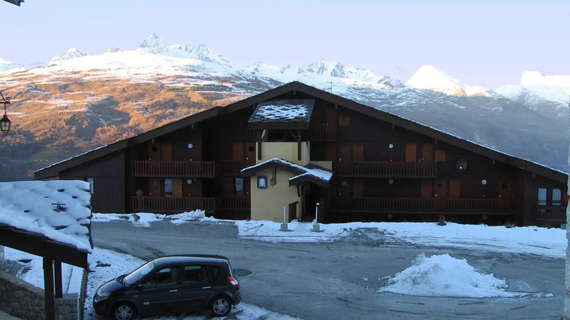 Studio Cosy Pour 2 Pers., Terrasse, Animaux Admis - Fr-1-353-12 La Plagne 0*,  France